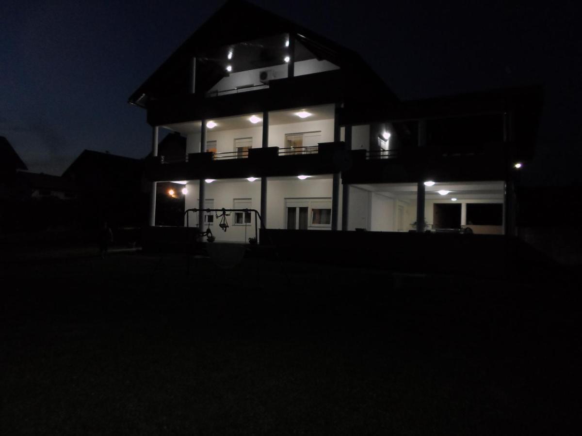 Apartment Gorska Vila オグリン エクステリア 写真